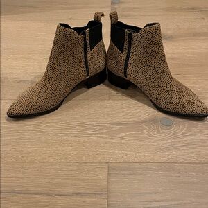 Crown Vintage Tan and Black Animal Print Ankle Boots with Side Zipper